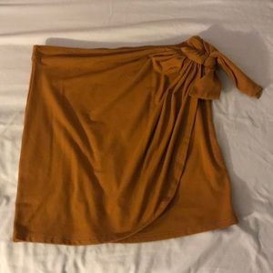 tan skirt